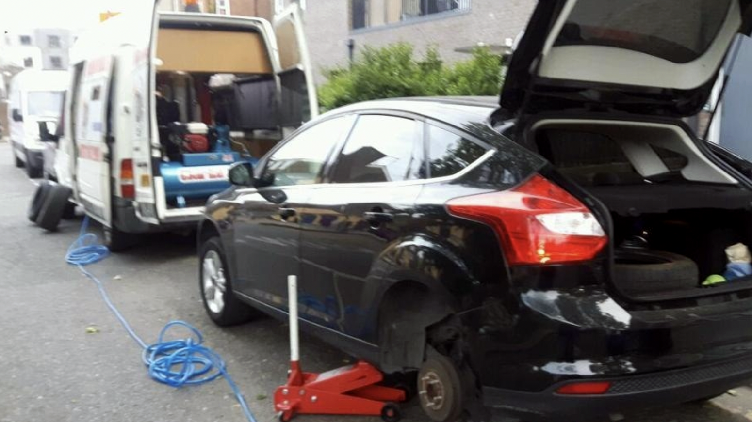 Hà Nội: Cứu Hộ Lốp Ô Tô Hà Nội